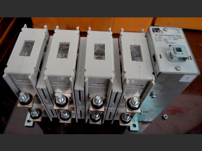 C & S ELECTRIC 250A CHANGEOVER SWITCH