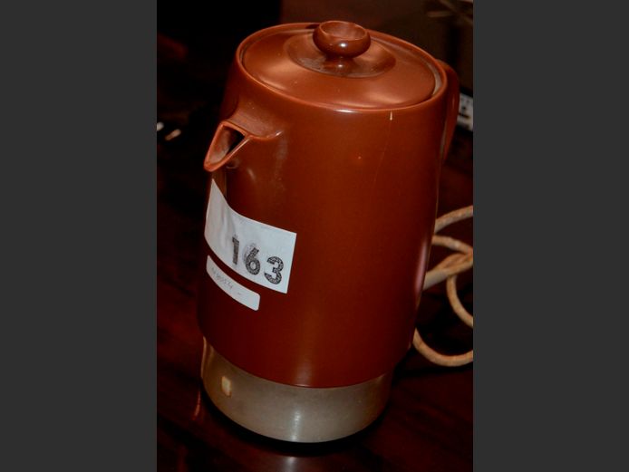 MID-CENTURY RUSSELL HOBBS AUTOMATIC COFFEE POT [Switches on, untested further]