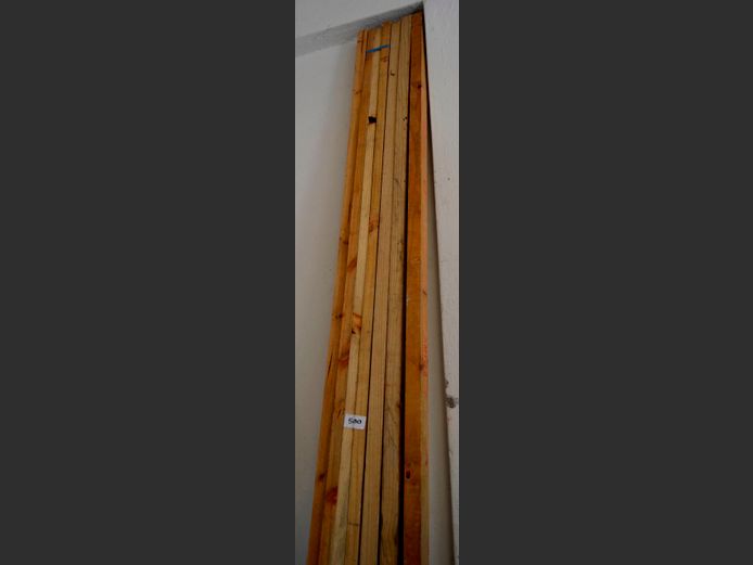 LOT: PINE BEAMS