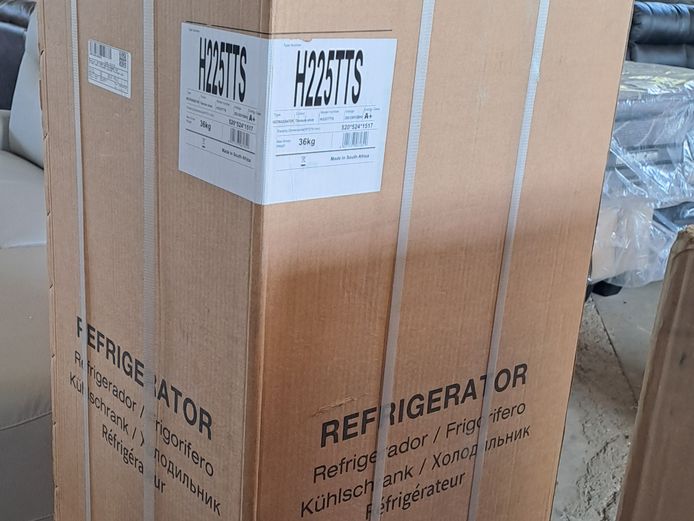 HISENSE H225TTS COMBINATION FRIDGE 