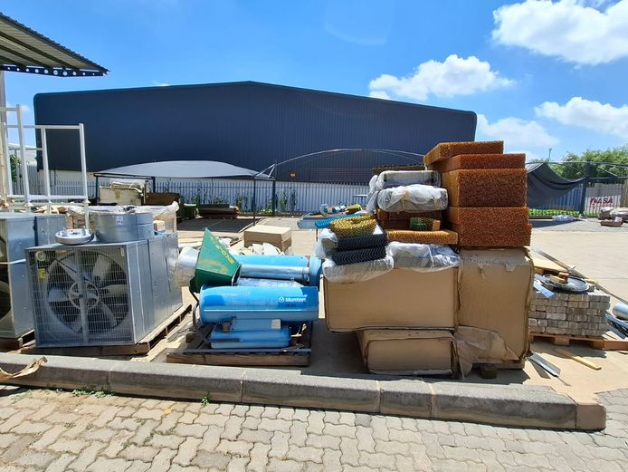 Mixed Lot broken fans & heaters, plates, fan covers etc