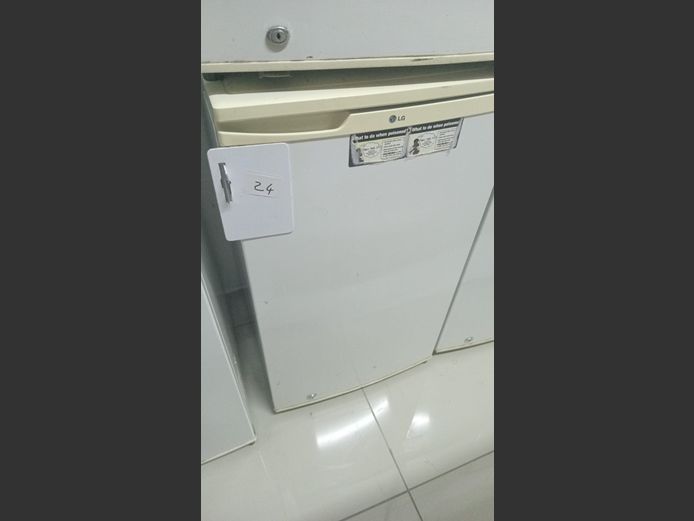 LG Bar Fridge - Tested