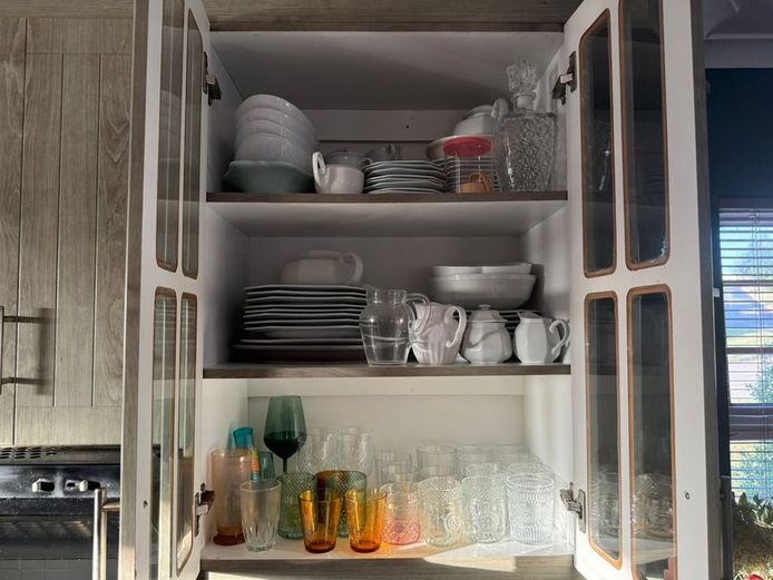 Big lot of plates, serving plates, cups, glasses, etc.