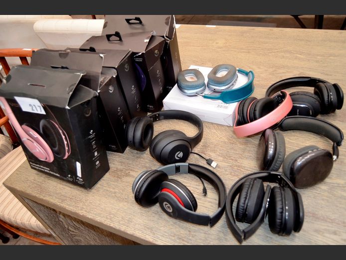 LOT: 10 x VOLKANO HEADPHONES [Untested]