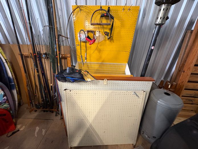 Shelving Units 