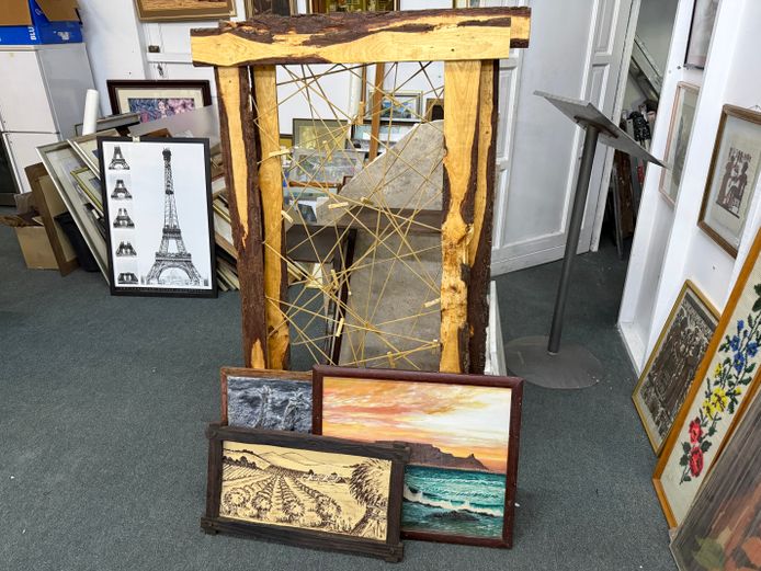 5 x Raw wood Items - (2 Wall Collages & 3 Pictures) 