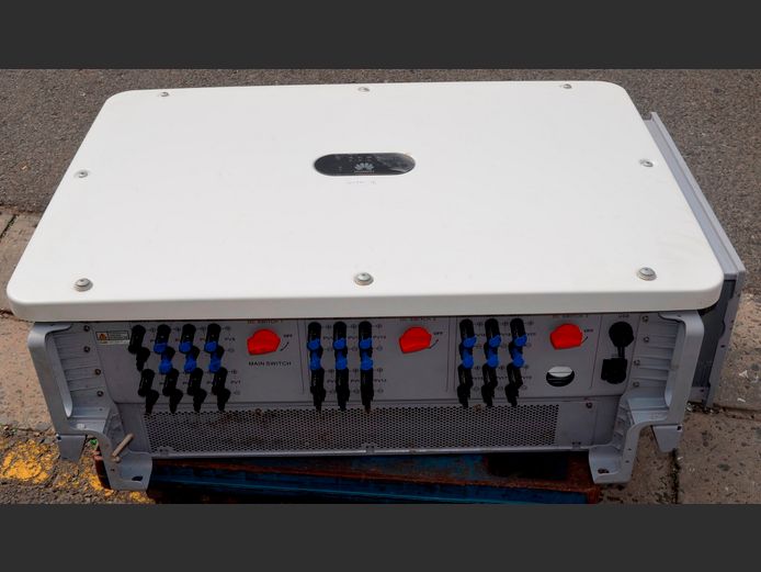 HUAWEI SUN 2000-100 KTLM1 100KW SOLAR INVERTER, 103 x 35 x 70cm