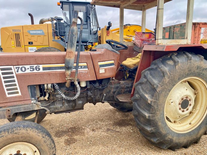 FIAT 7056 4x2 TRACTOR