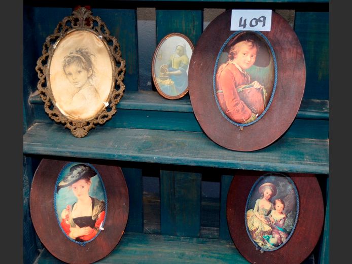 COLLECTION FRAMED VINTAGE PRINTS