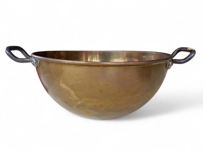 Vintage Copper Mixing Bowl / Jam Pot