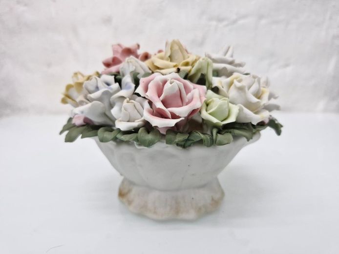 Vintage miniature Capodimonte Style Porcelain Rose Floral Basket Figurine, Made in Italy