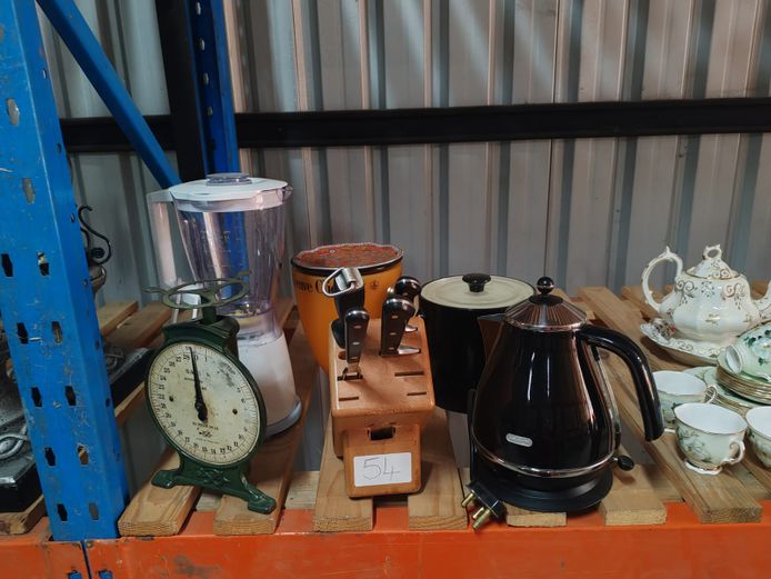 Mixed Kitchen Items (STC)