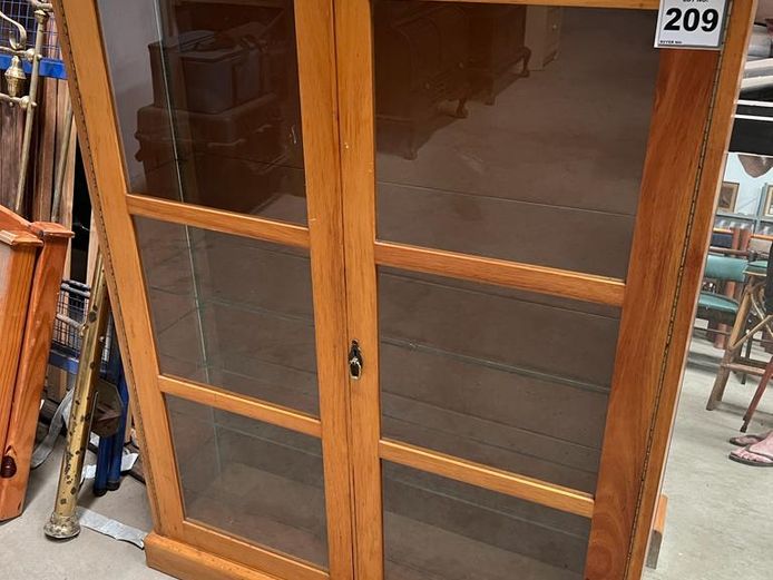 Glass door cabinet