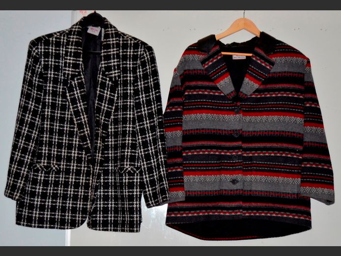 TAN JAY BLACK & WHITE LADIES JACKET & NETWORK MULTI-COLOURED LADIES JACKET [Size: 14]