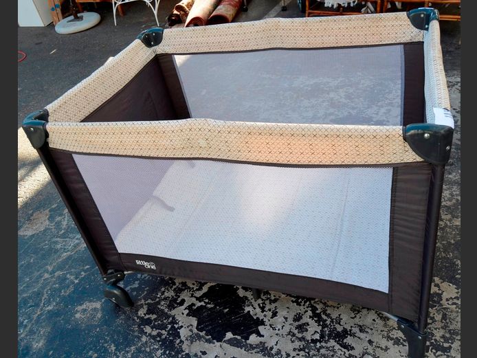 CAMPING COT