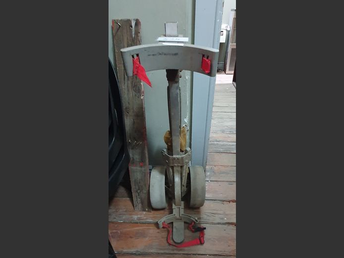 ALUMINIUM GOLF TROLLEY