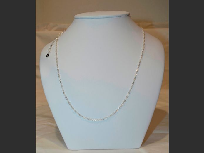 925 SILVER FINE NECKLACE