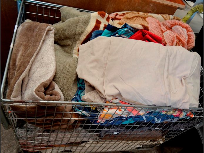 DUVET COVERS, FITTED SHEETS, BLANKETS, etc [Excl. Bin]