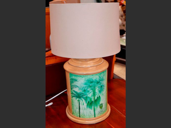 PALM TREE DECORATED CERAMIC TABLE LAMP WITH SHADE, 52cm High