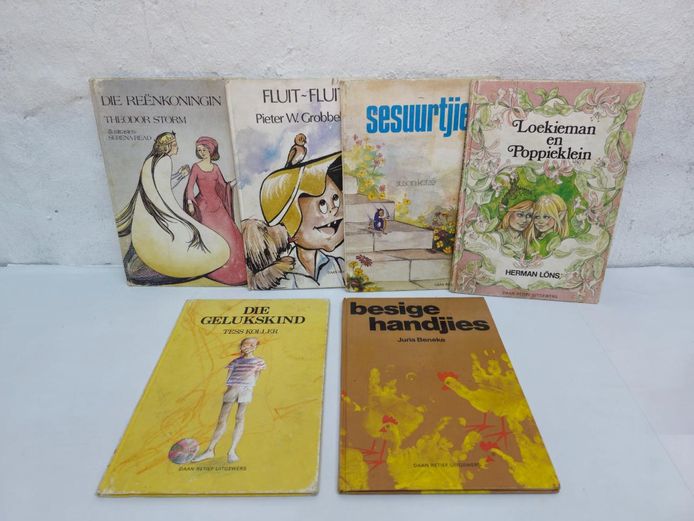 Set of 6 Vintage Afrikaans Children's Book - Daan Retief Uitgewers