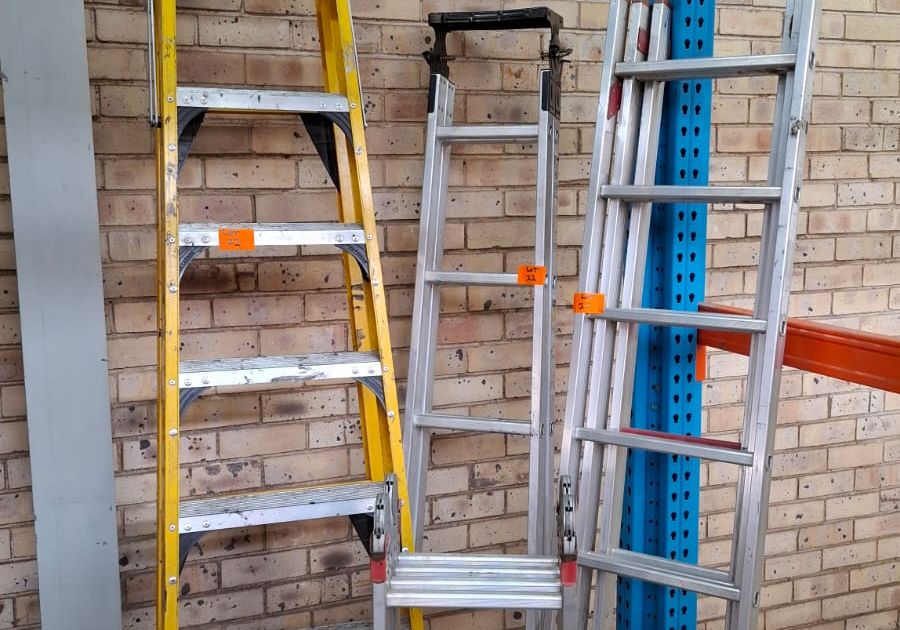 Lot 22 | MOVABLE ASSETS AUCTION - LONGMEADOW MODDERFONTEIN JHB | Kopano ...