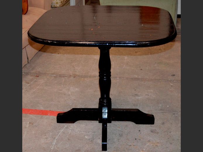 BLACK PAINTED 4-SEATER DINING TABLE ON PEDESTAL BASE, 87 x 87 x 75cm