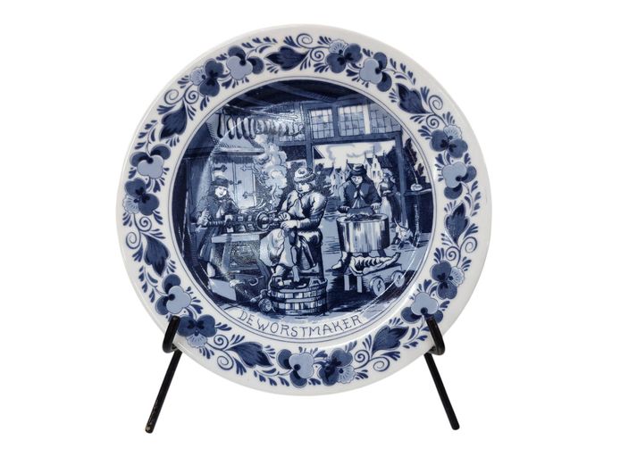 Delft Blue "De Worstmaker" Traditional Dutch Tradesmen Ceramic Plate