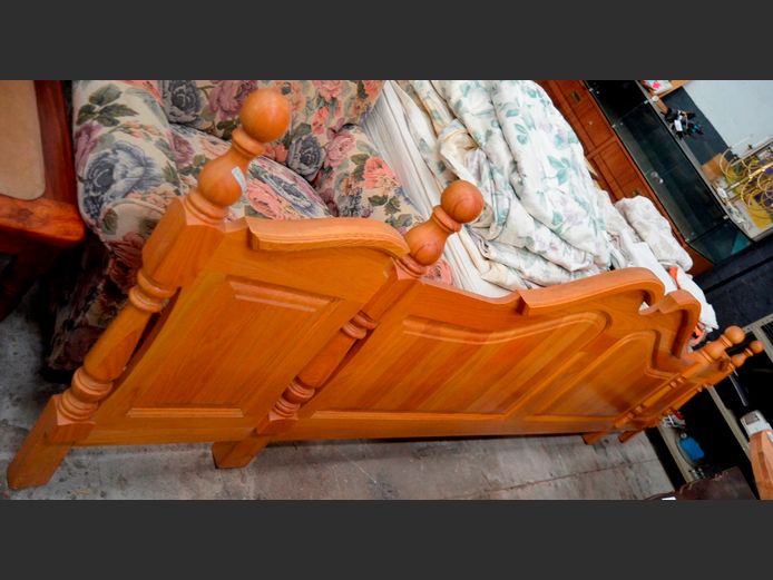 OAK KING SIZE HEADBOARD