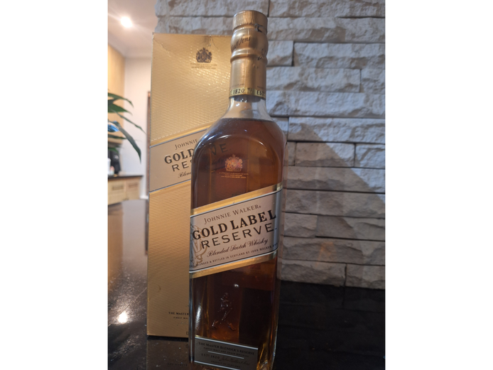 Johnnie Walker Gold Label Reserve