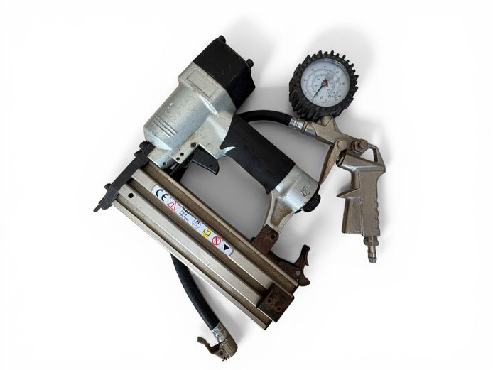 Pneumatic Nail Gun with Tyre Inflator Gauge