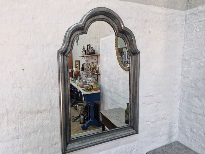 Vintage-Style Arched Galvanised Sheet Metal Wall Mirror
