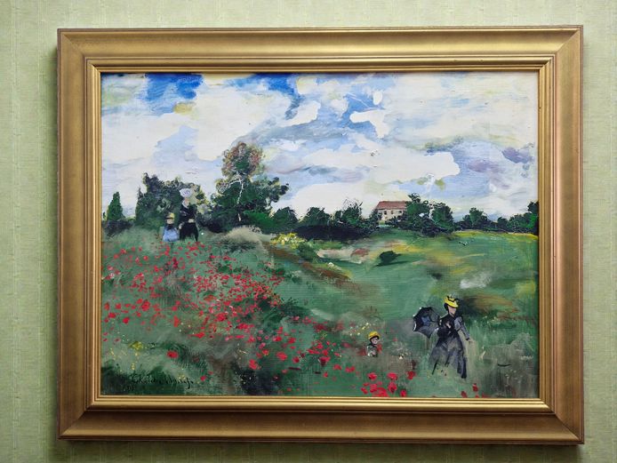 Framed Oil Reproduction of Claude Monet's 1873 "Poppy Field"
