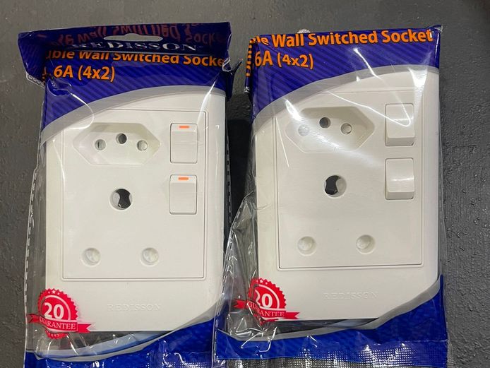 wall socket x2