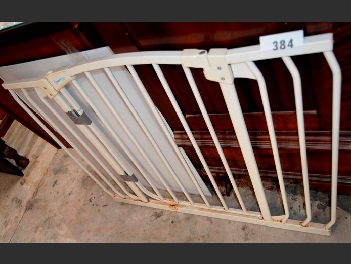 DREAM BODY CHILD'S SAFETY GATE