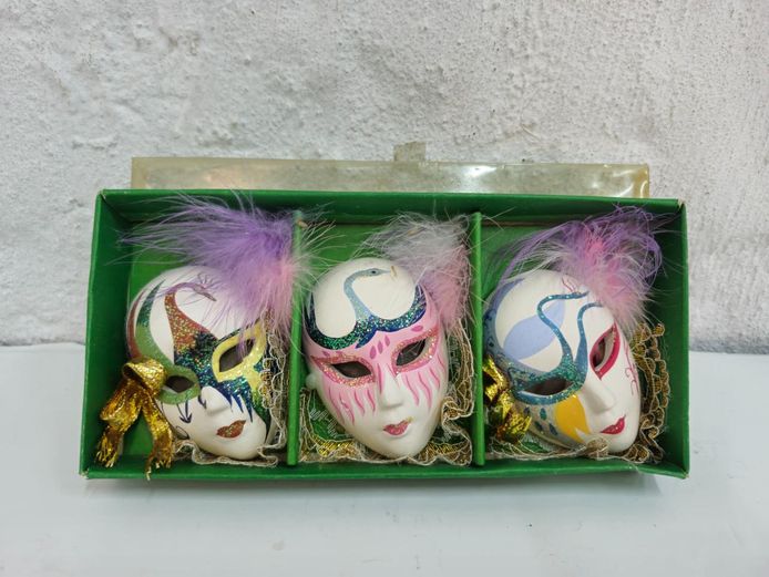 Set of 3 Mini Venetian Masquerade Face Masks in Box
