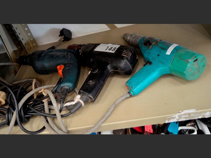 LOT: 3 x DRILLS [Switch on, untested further]