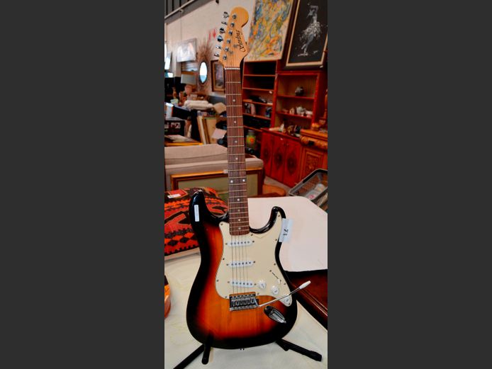 STERLING ELECTRIC GUITAR WITH STAND, 98cm Long [Untested]