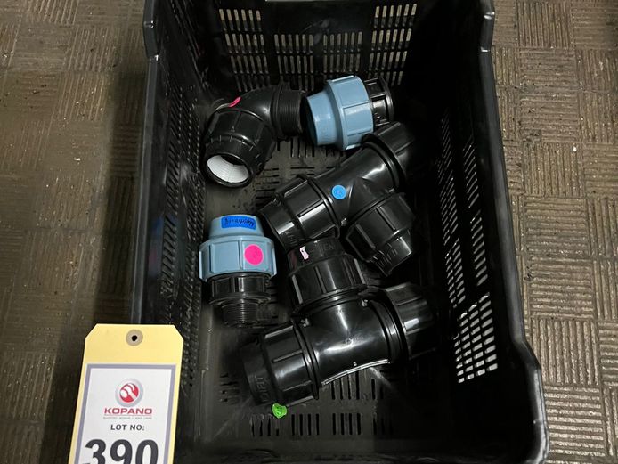 Lot pipe fittings