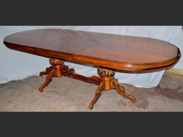 OVAL MAHOGANY FINISH EXTENSION DINING TABLE, 260 x 112 x 77cm [Top needs attention]