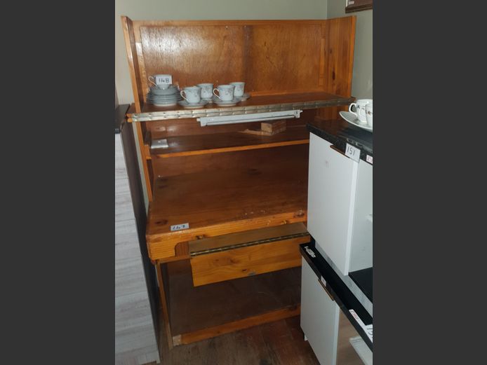 PINE WORK/LOADING TABLE