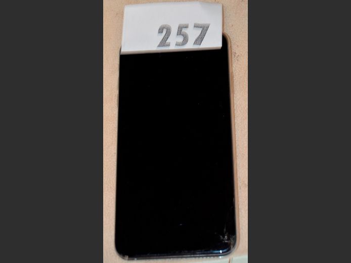 iPHONE XS WHITE [Untested, iCloud status unknown, No charger, damaged]