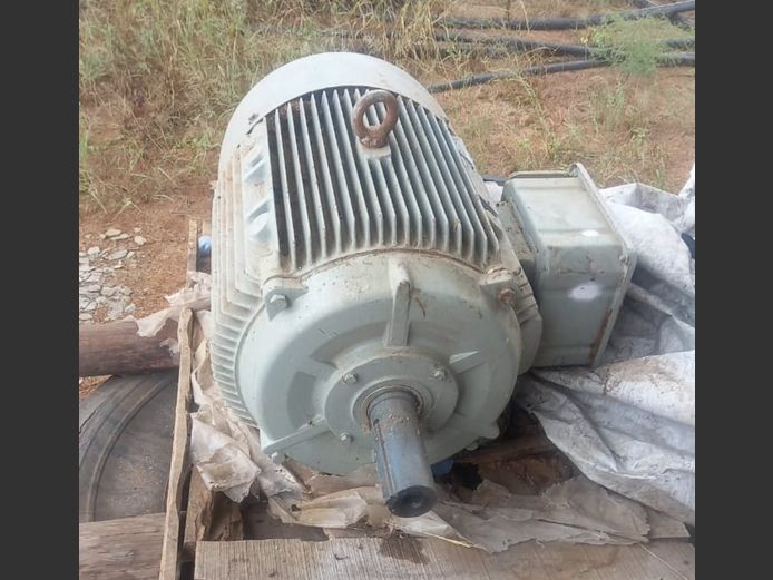 FEED PELLET MACHINE