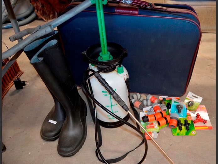 SUITCASE, 5 LITRE PRESSURE SPRAYER, GUMBOOTS,  HOSEPIPE CONNECTIONS, etc [2,5,9]