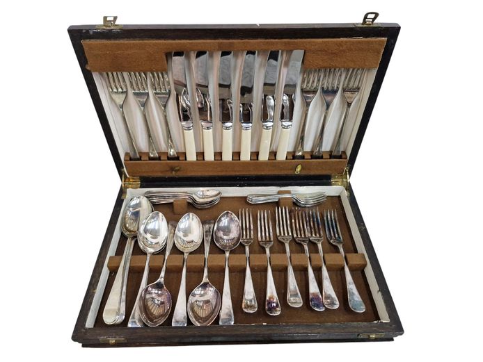 Vintage Trustwell Brothers Canteen Cutlery Set