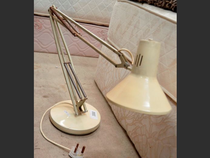 VINTAGE ANGLE POISE LAMP, 115cm Extended