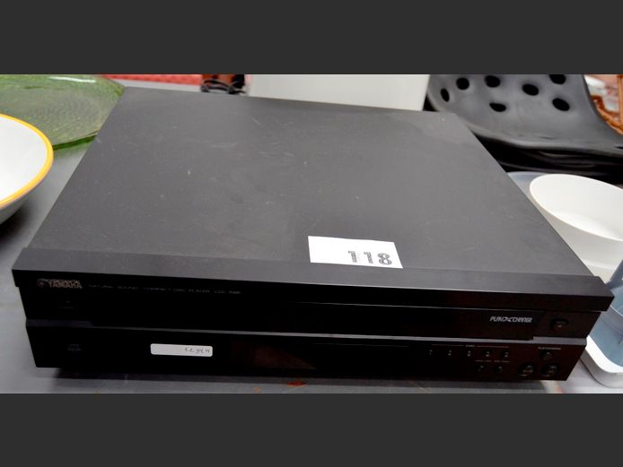 YAMAHA NATURAL SOUND CD PLAYER [Switches on, untested further]