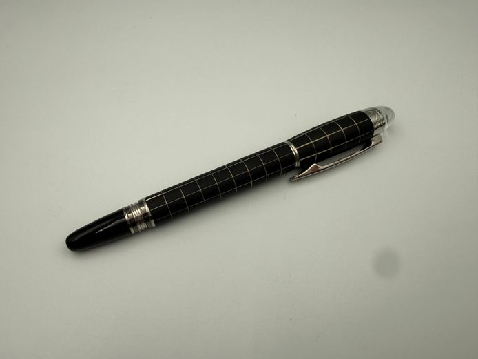 Mont Blanc Fountain Pen - Black with gold squared pattern