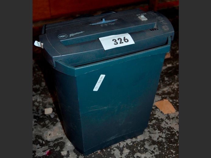 SHREDMASTER PAPER SHREDDER [Faulty]