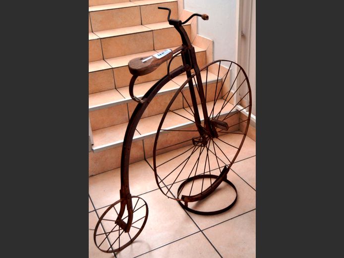 VINTAGE ORNAMENTAL PENNY FARTHING, 113cm Long x 106cm High