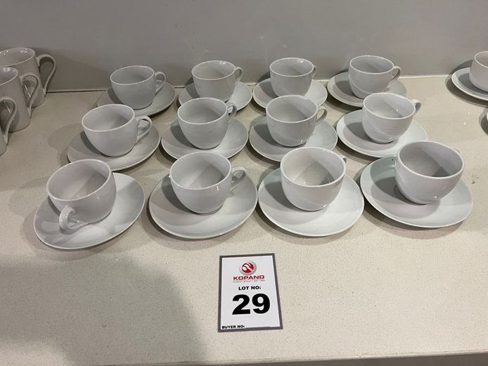 Lot tea cups